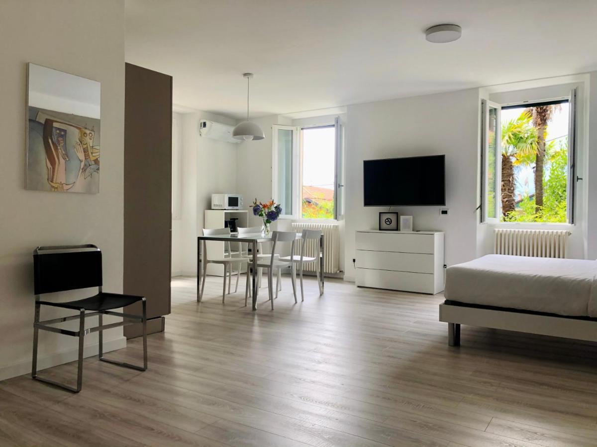 Le Campane Studio Apartment Белладжо Екстер'єр фото